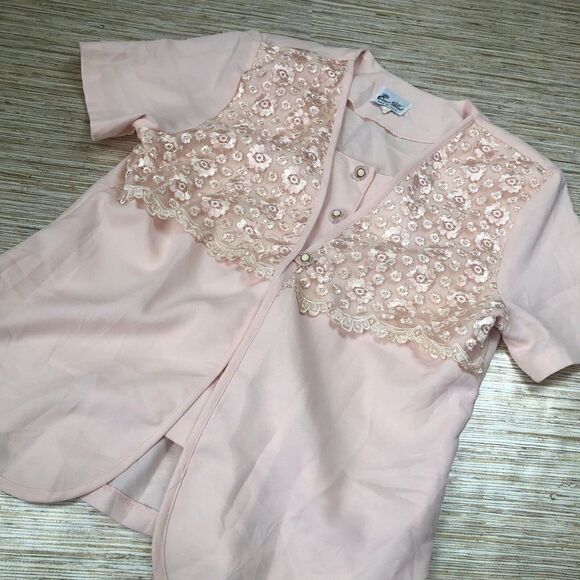 S-159 East West vintage button up embroidered top w/ bult in Tank PINK sz L - Picture 1 of 2